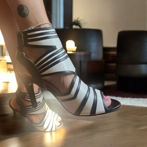 Gorgeous High heels!! ❤️